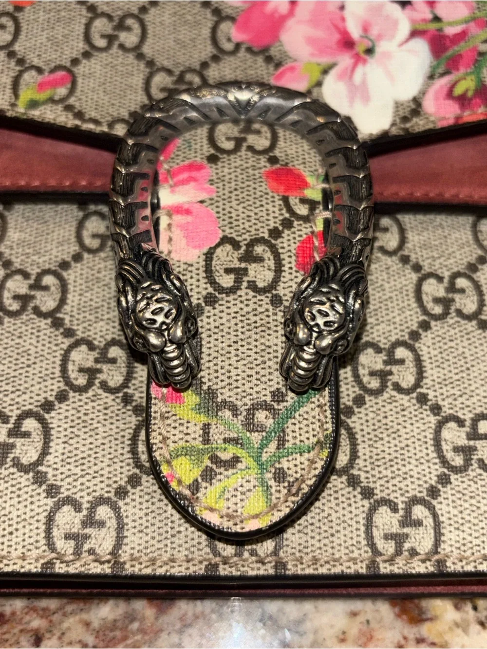 Gucci Floral GG Supreme Blooms Small Dionysus - Picture 2 of 11
